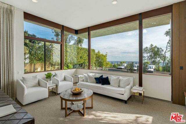 1417 N Kenter Avenue Los Angeles, CA 90049