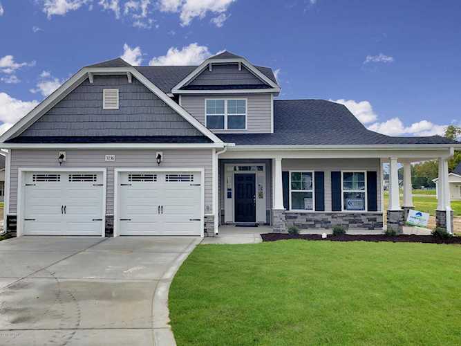 3236 Dandelion Drive Grimesland, NC 27837