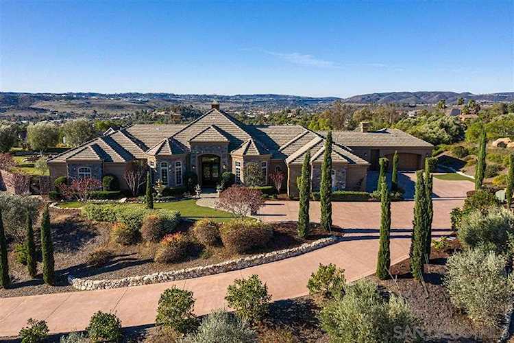 14466 Southern Hills Lane Poway, CA 92064