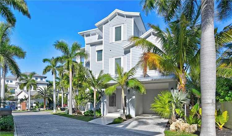 5005 Gulf of Mexico Dr #9 Longboat Key, FL 34228