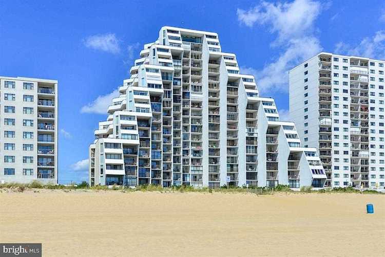 9500 Coastal Hwy 6J Ocean City MD is a condo for sale BEACHLIFE