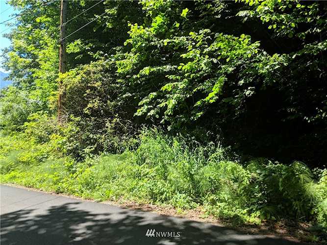 70617 S Dillard Ave Concrete, WA 98237