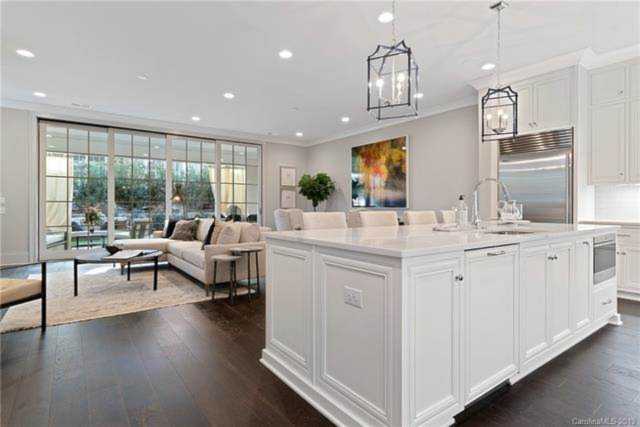 2428 Vail Ave Charlotte, NC 28207 | MLS 3552356 Photo 1