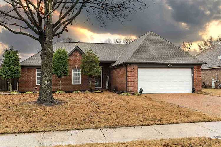 6464 Stone Lake Dr Bartlett Tn 38135 10068374 In Stoneridge Stacia