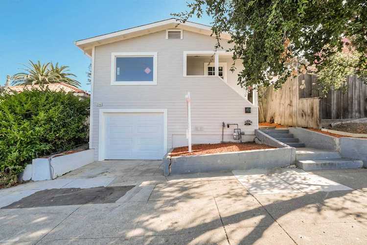 22748 2Nd Street Hayward, CA 94541 | MLS 52207860 Photo 1