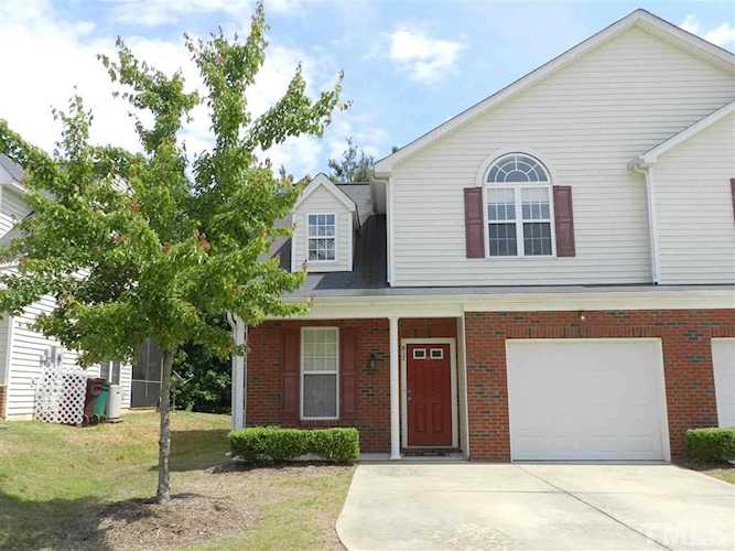 617 Woodson Drive Clayton, NC 27527