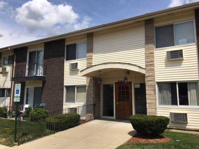 8808 N Leslie Ln #2C Des Plaines, IL 60016