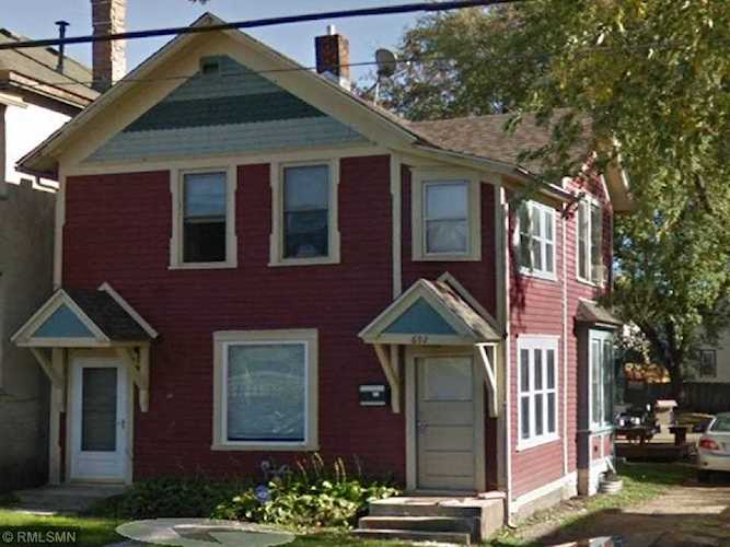 692 6th Street E Saint Paul, MN 55106