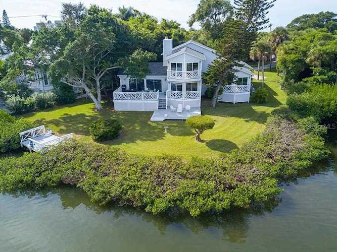 12 N Casey Key Road Osprey, FL 34229