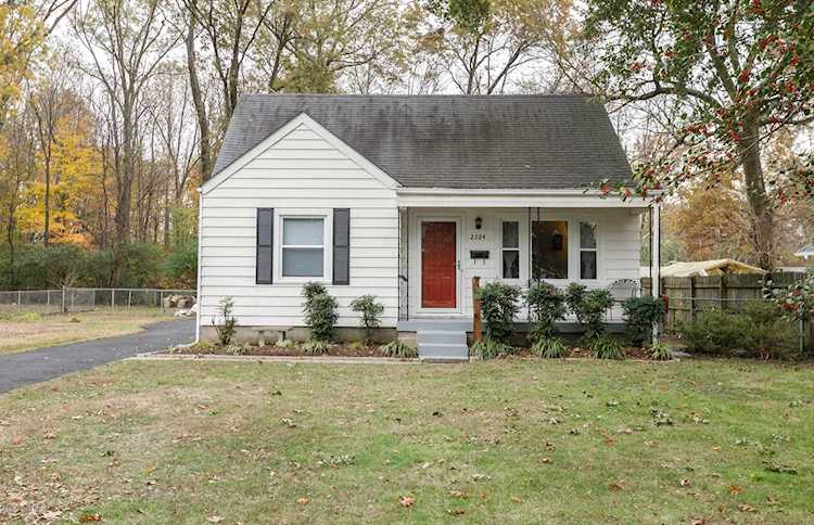 2724 Klondike Ln Louisville, KY 40218 | MLS 1547812 Photo 1