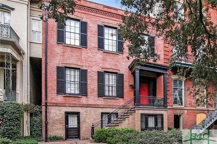 220 E Oglethorpe Ave Savannah, GA 31401