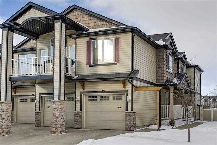 33 Royal Birch Mount NW Calgary, AB T3G 5W7