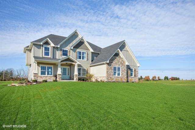 5006 Carpenter Ave Oswego, IL 60543
