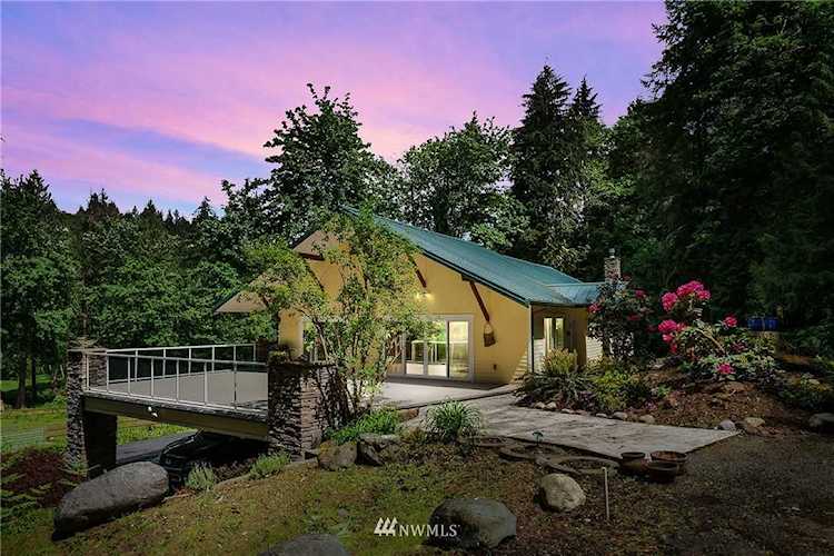1722 264th Ave NE Redmond, WA 98053