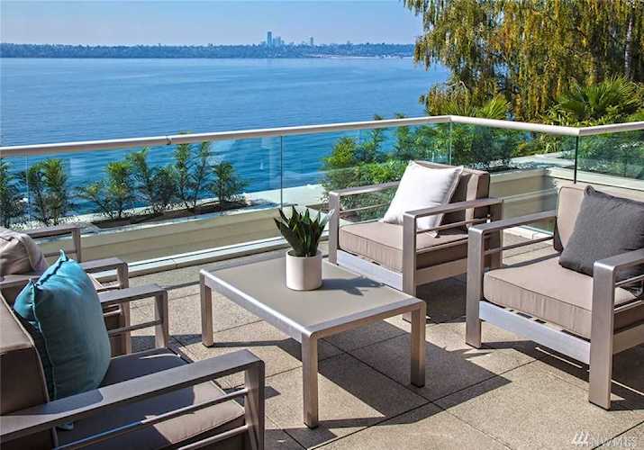 4425 Forest Ave SE Mercer Island, WA 98040