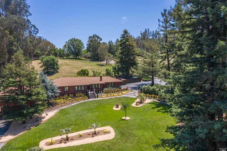 280 W Railroad Avenue Cotati, CA 94931 | MLS 21913979 Photo 1