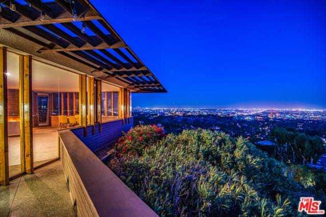12262 Sky Lane Los Angeles, CA 90049