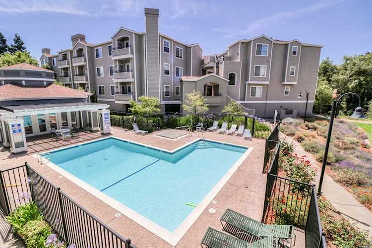 1575 S Novato Boulevard Novato, CA 94947