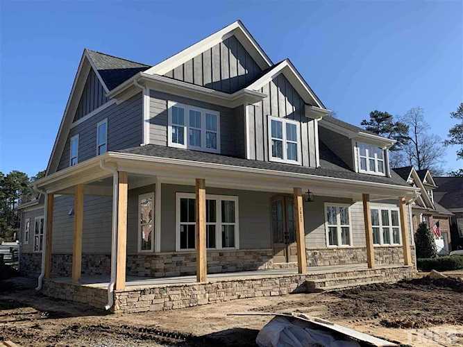 1811 Glacier Court Fuquay Varina, NC 27526