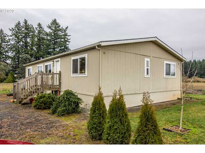 26320 SW Larson Rd Hillsboro, OR 97123