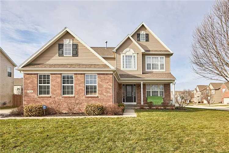 7820 Parkdale Drive Zionsville, IN 46077