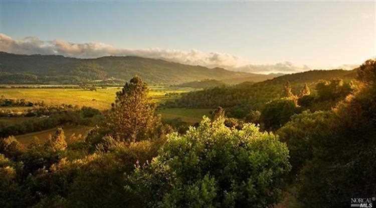 580 Lommel Road Calistoga, CA 94515