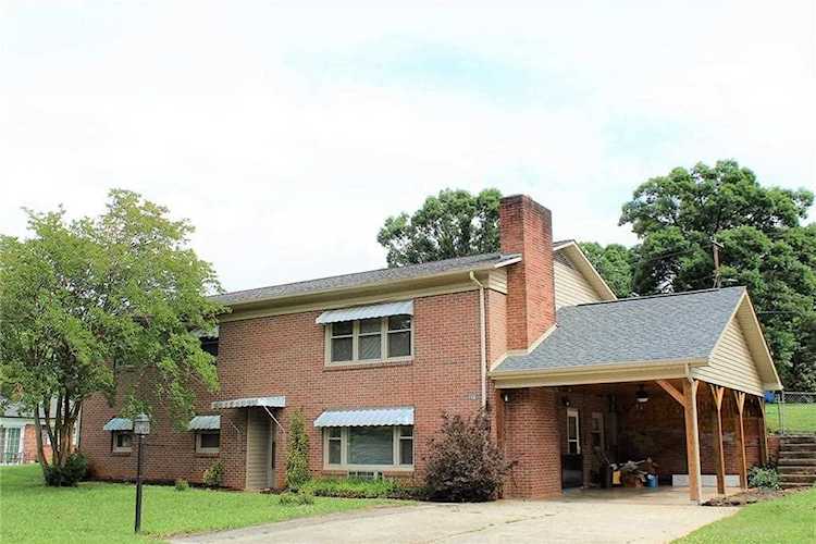 3575 Redcliff Way Lenoir Nc 28645 Mls 3518342 Hendrix Properties
