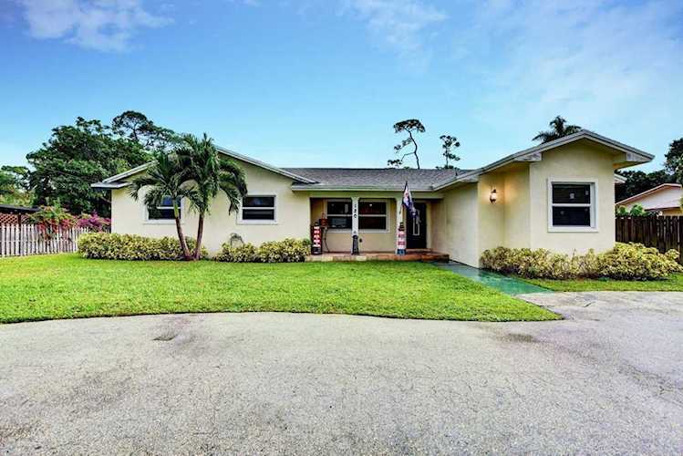 120 Springdale Road Lake Worth, FL 33467