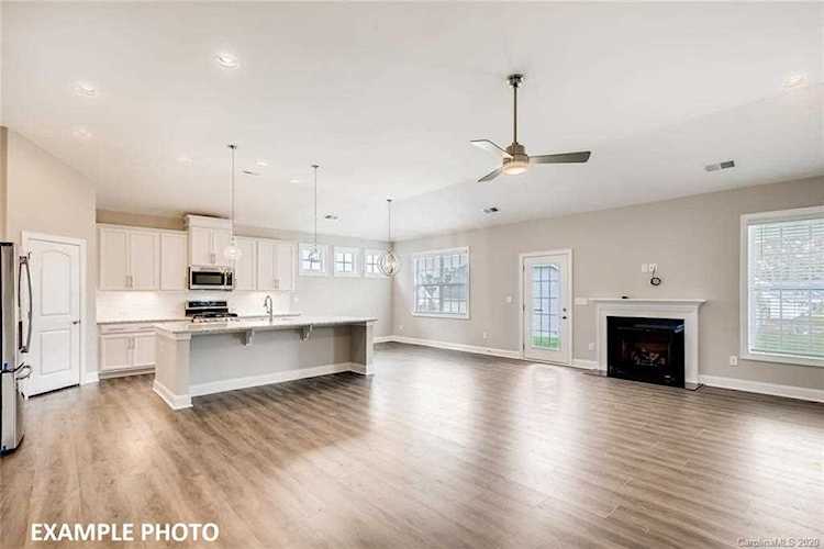 338 Willow Tree Dr Rock Hill, SC 29732