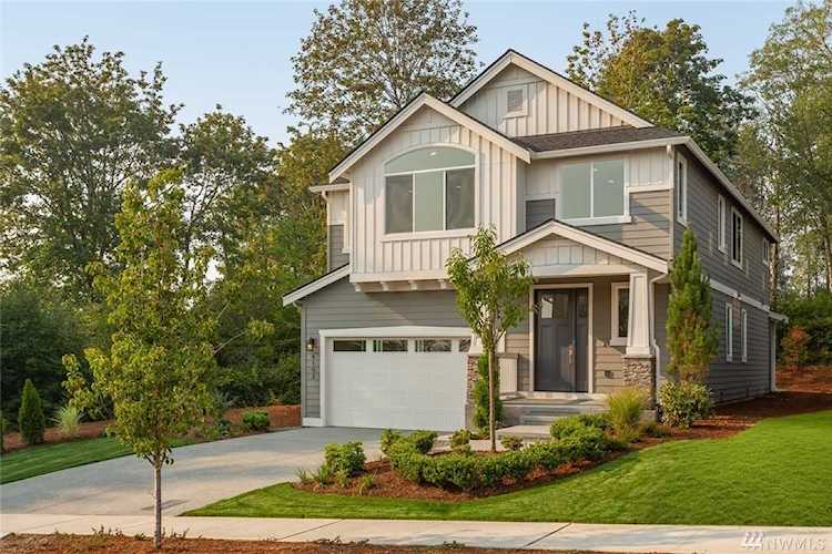 7840 198th St Kenmore, WA 98028