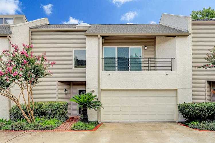 1522 Nantucket Dr Houston, TX 77057