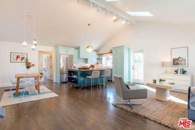 1938 Vestal Avenue Los Angeles, CA 90026