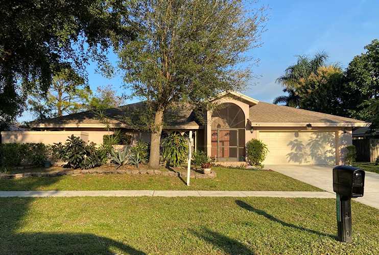 13551 Northumberland Circle Wellington, FL 33414