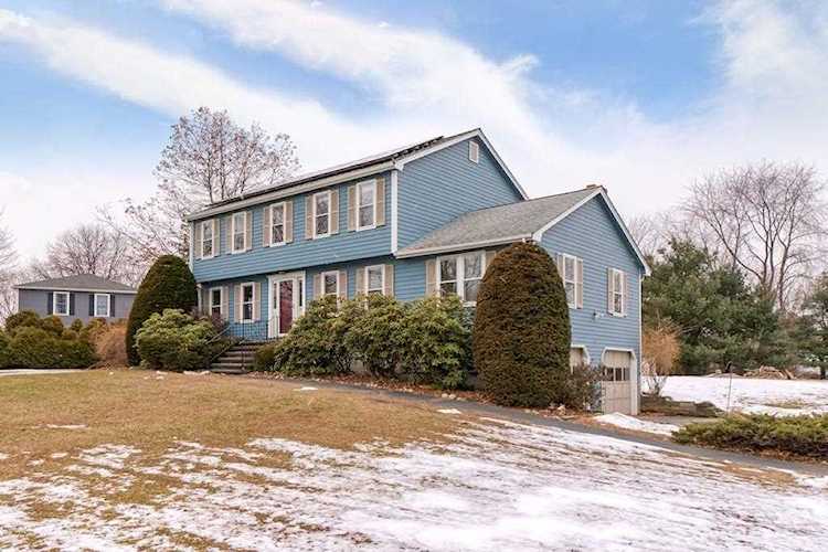 Chelmsford, 66 Moore, MA, home for sale Photo 1