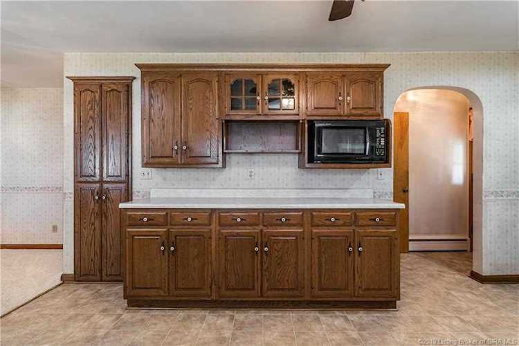 5190 Edwardsville Galena Rd Floyds Knobs, IN 47119 MLS 2019011083