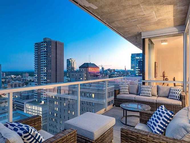 108 9 Avenue SW #1905 Calgary, AB T2P 0S9
