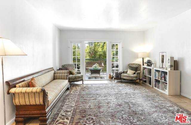 8550 Holloway Drive #104 West Hollywood, CA 90069