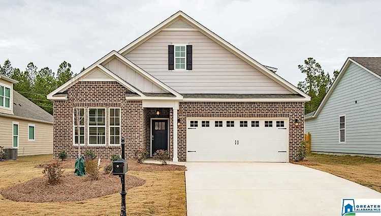4048 Park Crossings Dr Chelsea, AL 35043