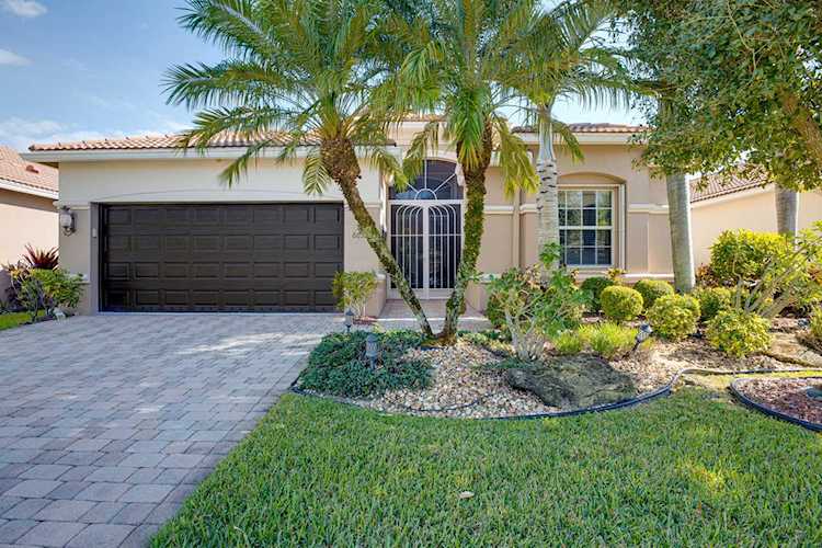 6632 Via Alfieri Lake Worth, FL 33467