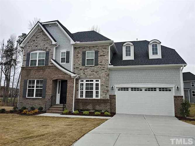 601 Dixon House Court Wake Forest, NC 27587