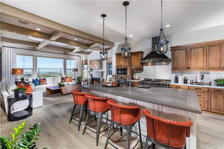 1573 S Viejo Ridge Drive Lake Forest, CA 92610
