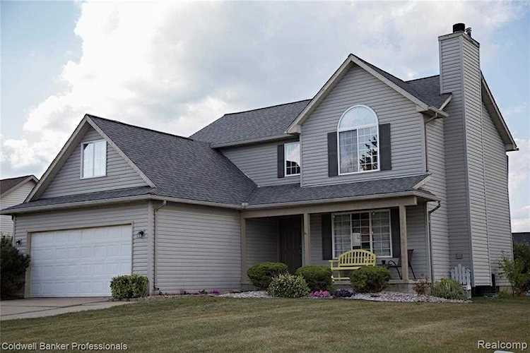 1266 Theresa Dr Fenton Twp, MI 48430