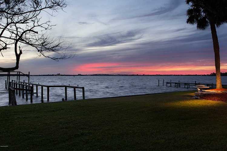 3200 N Riverside Drive Indialantic, FL 32903