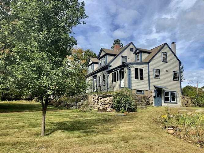 129 Hull Cohasset, MA 02025