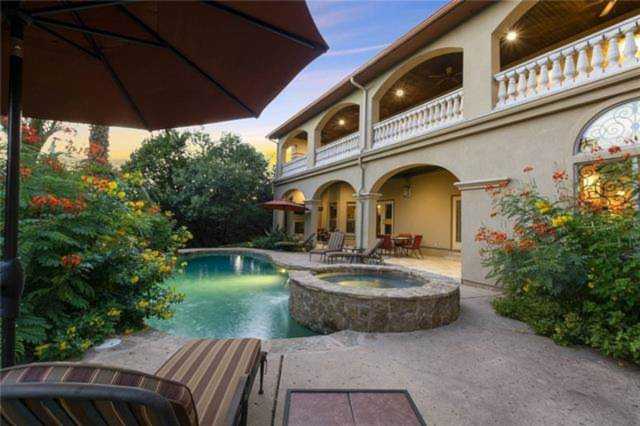 7312 Matisse Pointe Dr Jonestown, TX 78645