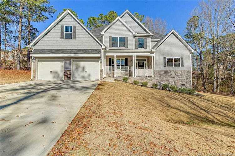 655 Carolina Way Sanford, NC 27332 | MLS 614039 Photo 1
