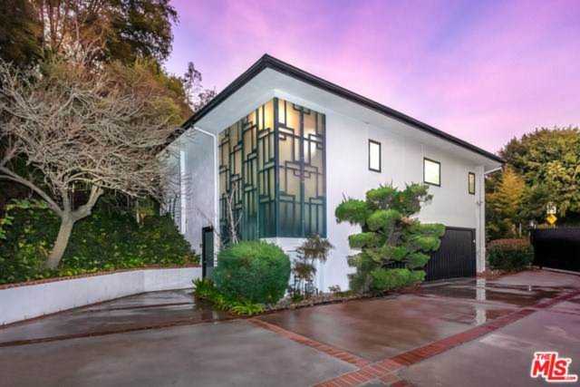 103 N Glenroy Avenue, Los Angeles, CA 90049 | MLS# 20540492 Photo 1