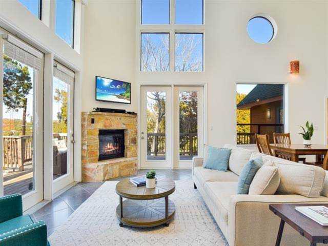 2501 Crazyhorse Pass Austin, TX 78734