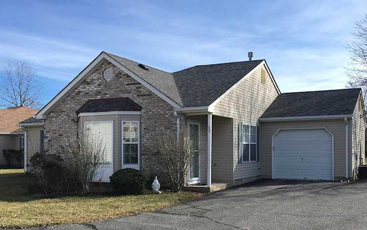 30 Farnworth Close Freehold, NJ 07728 | MLS 22000282 Photo 1
