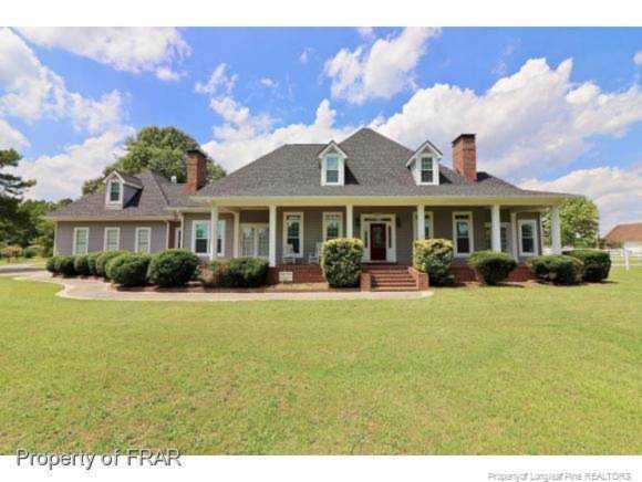 424 Saddlebred Ln Raeford, NC 28376